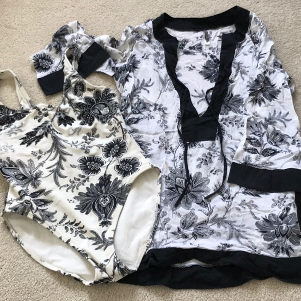 Bathing suit Vix and matching Cover Up